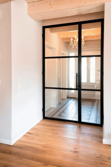 Стеклянные раздвижные перегородки в стиле лофт