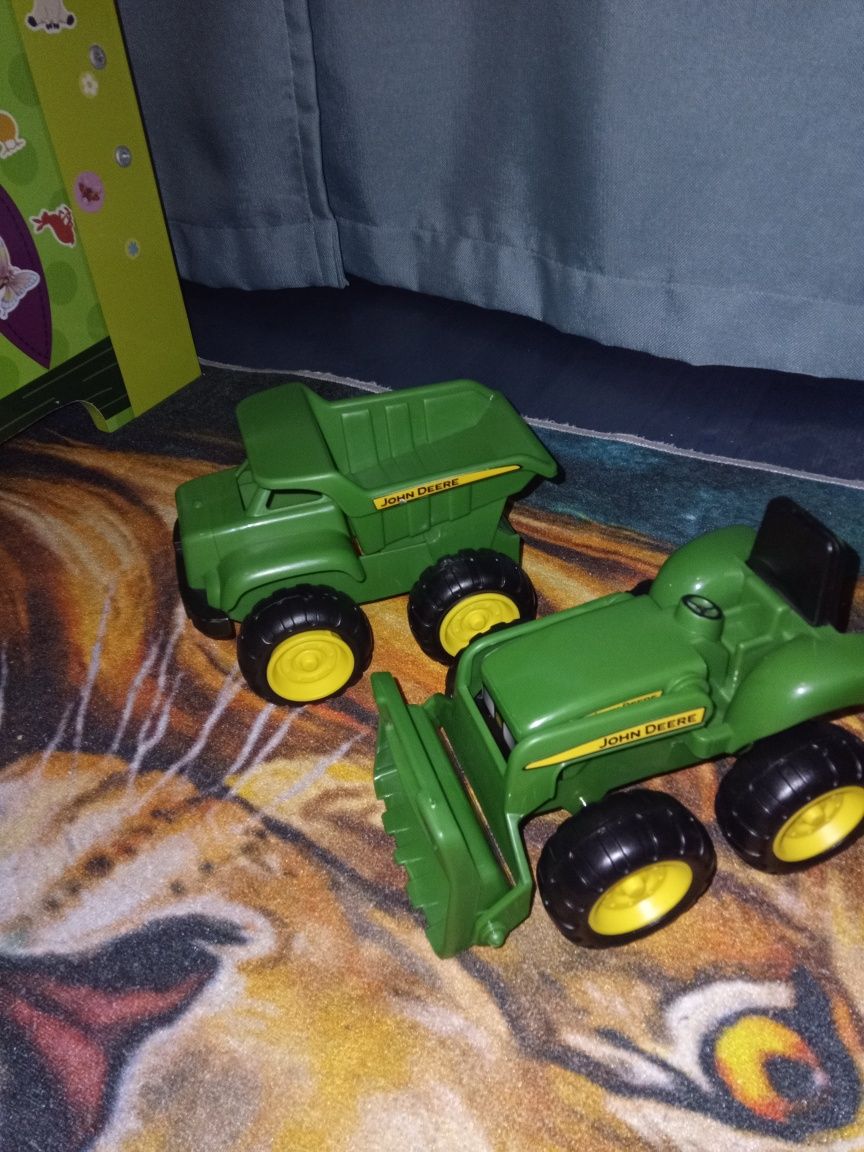 Mașinuțe John Deere