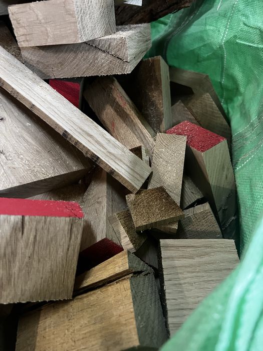 Сухи Дъбови Изрезки