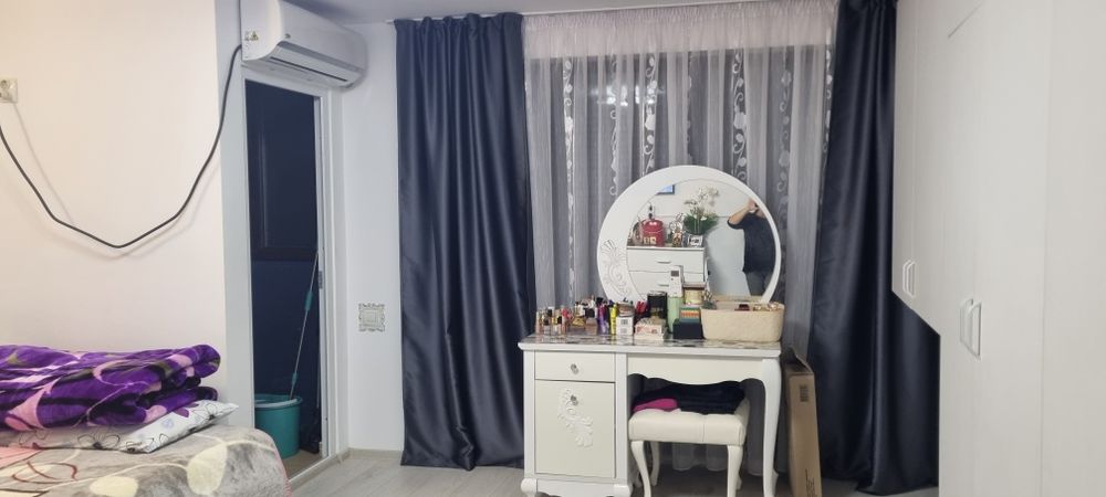 Vând proprietar Garsoniera bloc rezidential