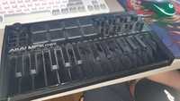 MIDI клавиатура "Akai MPK mini" обменяю на Razer Kraken V3