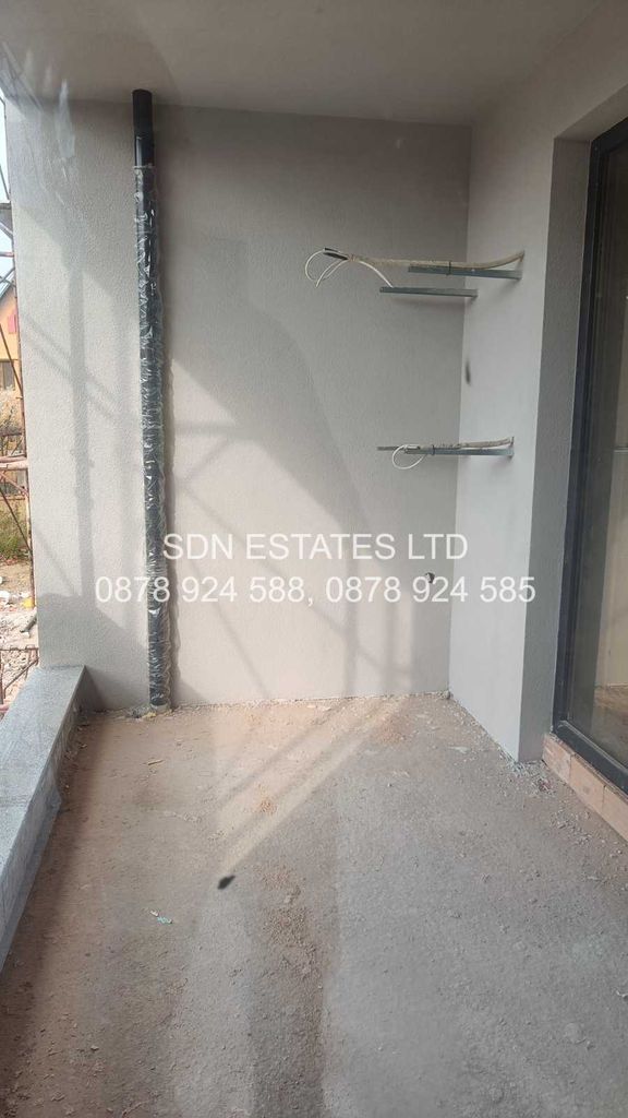 Продава се Двустаен апартамент в Казанлък - 80 кв.м за 1020 €/кв.м - Снимка #5