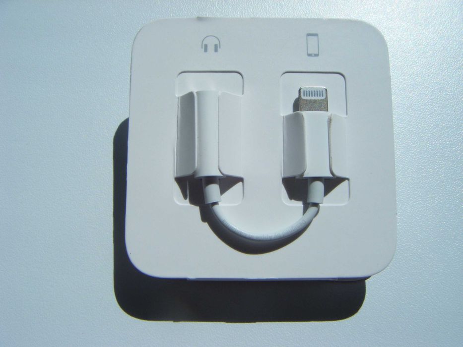 Apple EarPods с Lightning connector