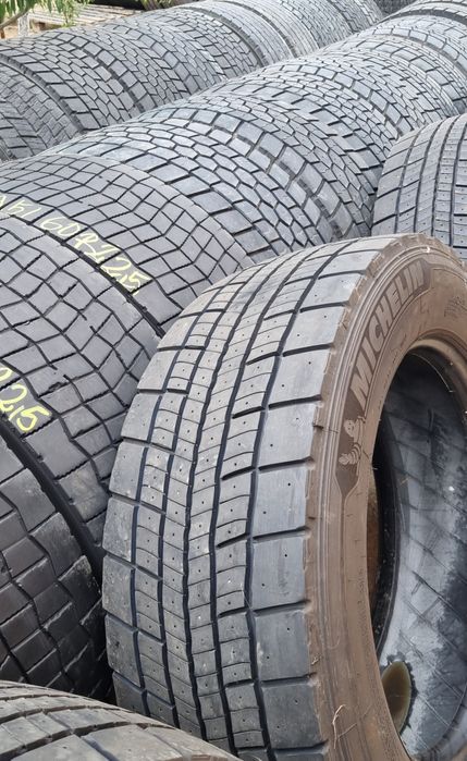 Anvelope Camioane/Semiremorci mărci premium stare impecabilă.