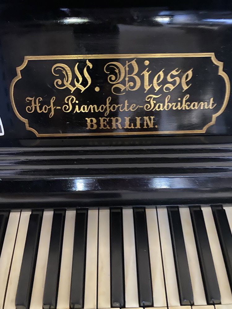 Pianina Marca W. Biese