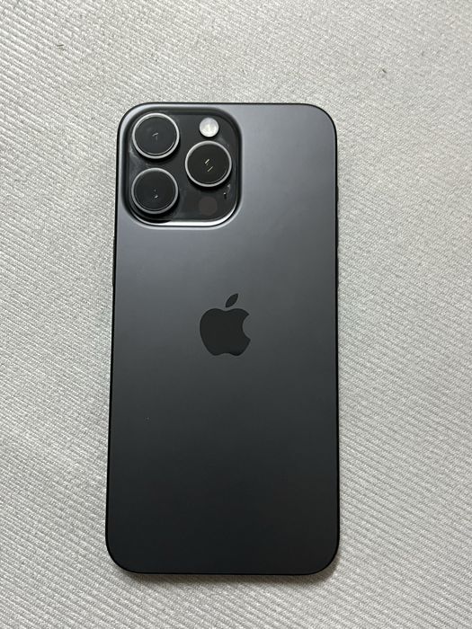 Продам Iphone 15 Pro Max 256 gb E-sim
