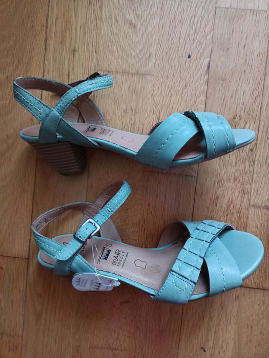 Sandalei piele naturala Caprice on Air