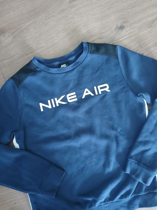 JORDAN и NIKE оригинални суйтчари.