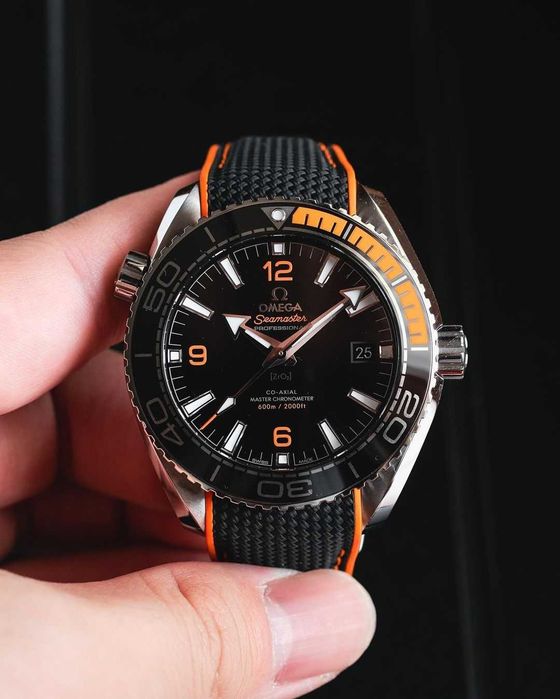 omega seamaster planetocean черно/оранжево