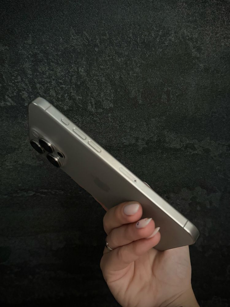 Iphone 15 Pro Max - 256GB - Natural Titanium