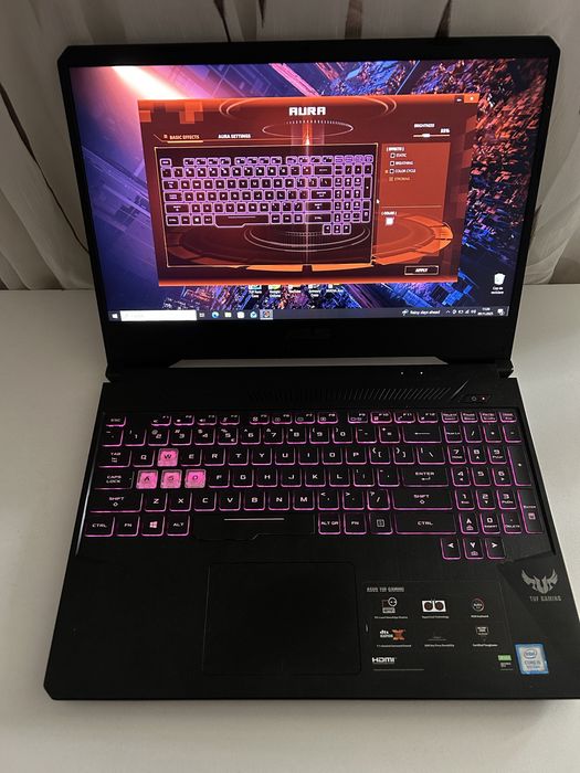 Laptop gaming | i5 gen9 |16gb ram | GTX1650 | M2 NVMI 512gb
