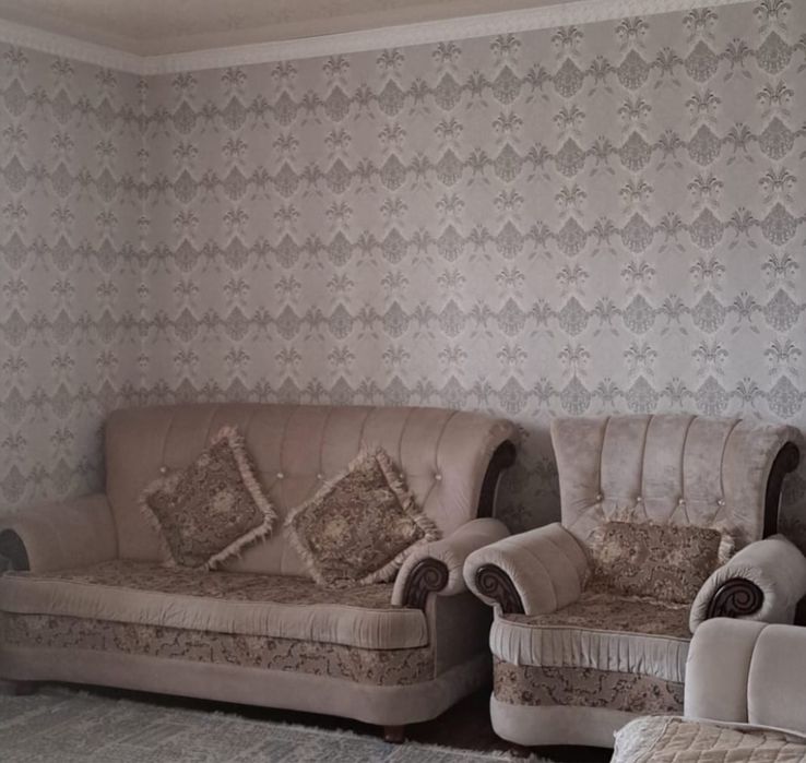 Продается диван с креслом