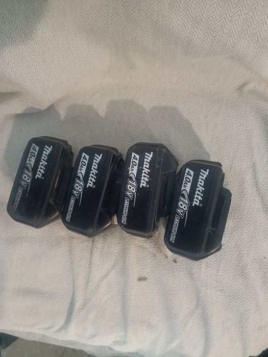 Acumulator Makita 4 ah 18v baterie