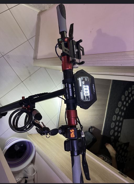 Электро самокат куго кирин макс спид