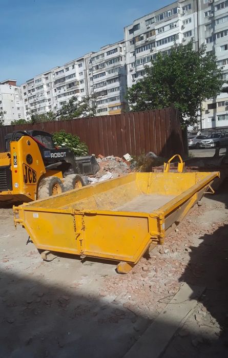 Transport moloz gunoi deșeuri amestecate moluz mobila veche + oameni