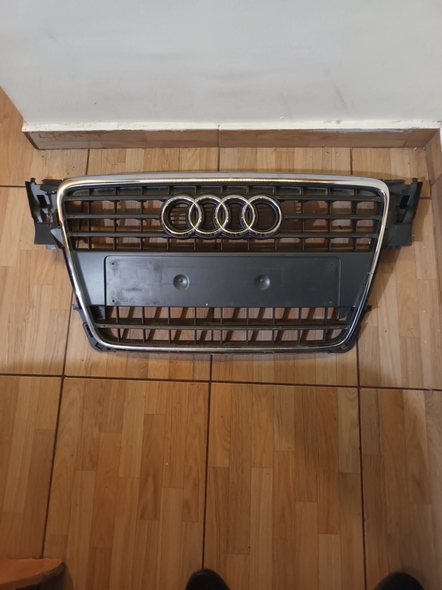 grila bara audi a4 b8 non facelift