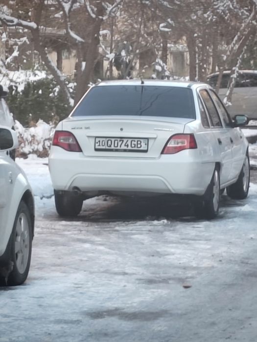 Nexia 2 1.6 dons KRASKA 2 ta kiriloda bor kapot petno 4ta diska balon