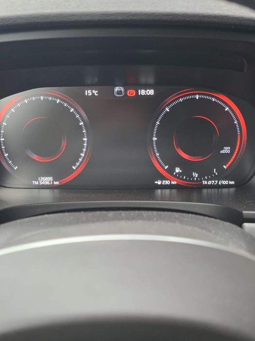 Volvo V90 D4 Momentum