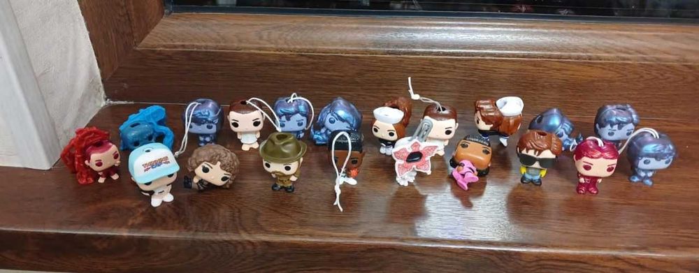 Фигурки очень странный дела