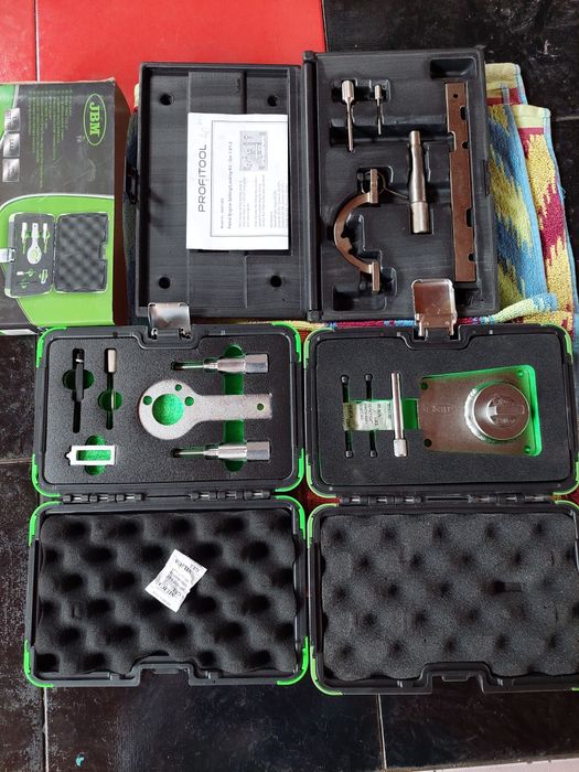 Инструменти в куфари