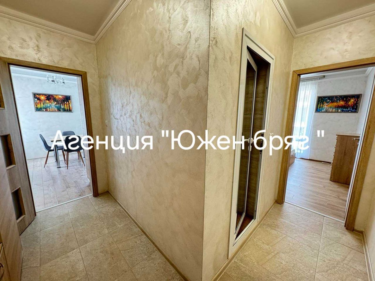 Продава се Тристаен апартамент в Шумен, Пазара - 88 кв.м за 1800 €/кв.м - Снимка #5