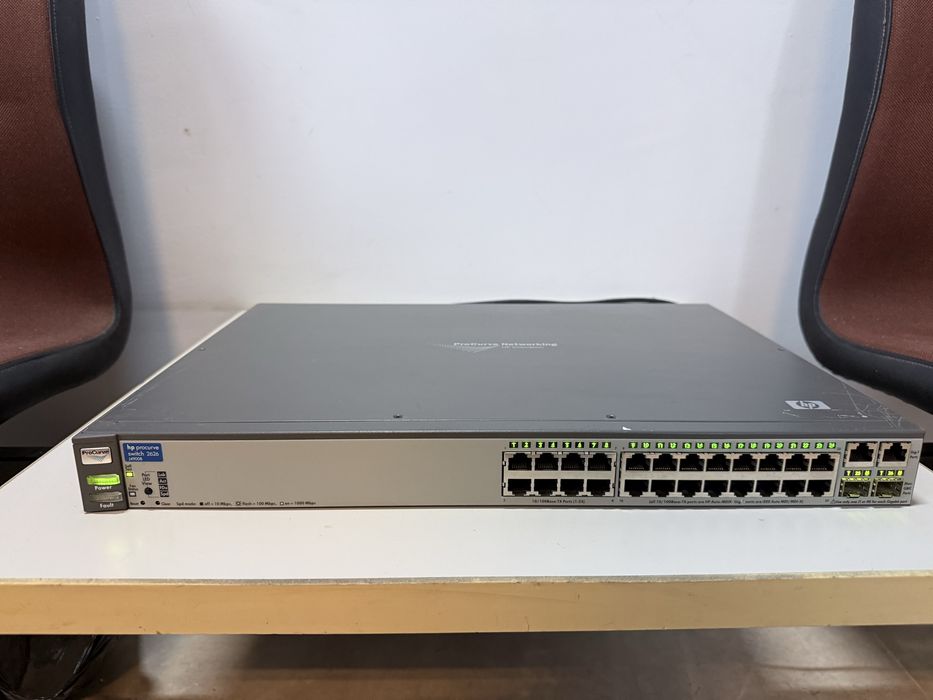 HP procurve switch 2026 j4009b