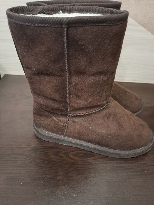 Топли дамски ботички