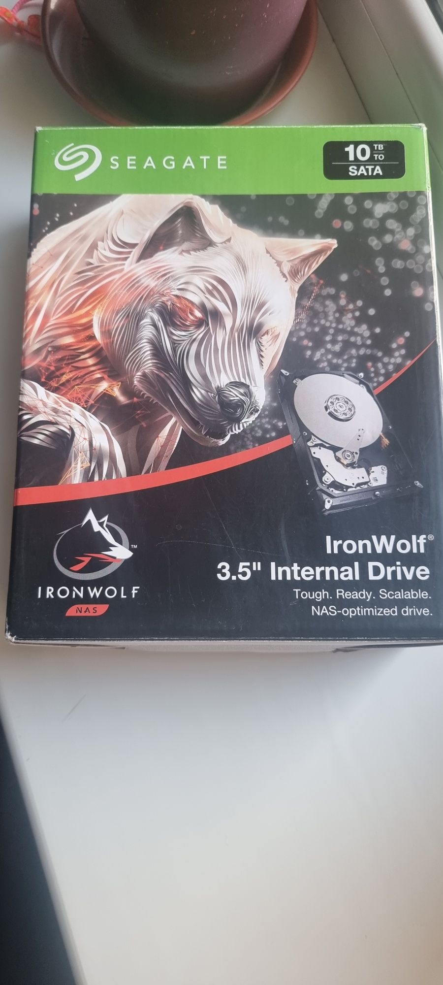 Seagate ironwolf 10 tb сатылады.