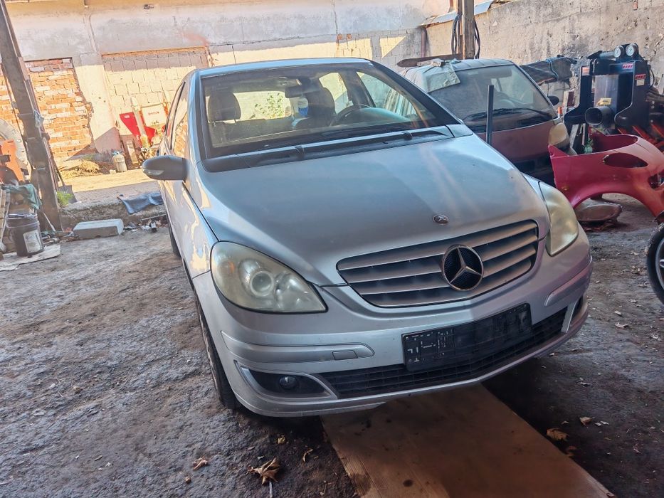 Мерцедес B 170 бензин