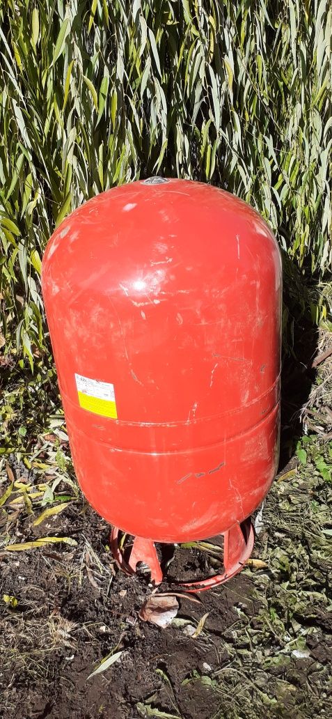 Vas expansiune centrala 300l