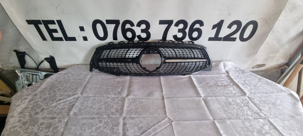 Grila radiator Mercedes Cla c118