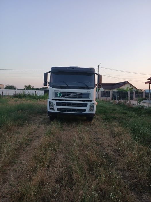 Autobetonieră 8x4 cifa