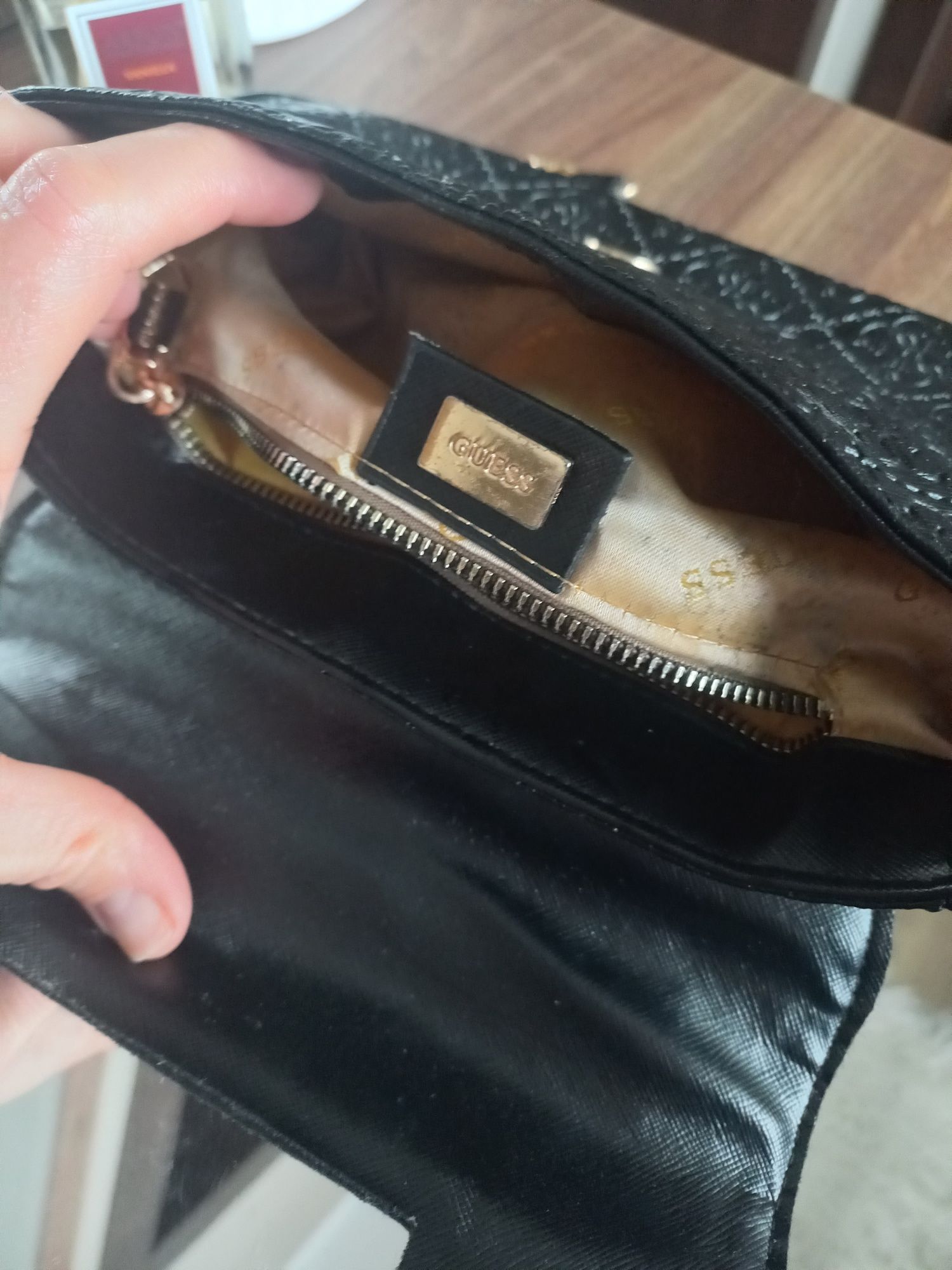 Дамска Чанта  GUESS