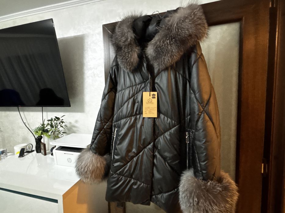 Geacă damă cu blană naturală – Elegance Fur & Leather