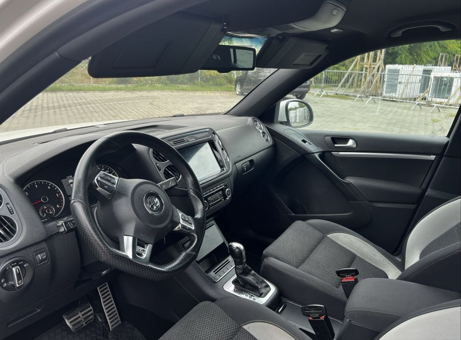 Volkswagen Tiguan // 4x4 R-line // 2014 2.0D // Proprietar
