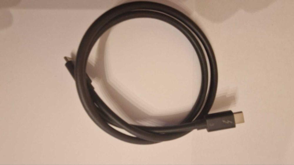 Caldigit TS3 Plus – Thunderbolt 3 докинг станция | Цена: 260 лв.