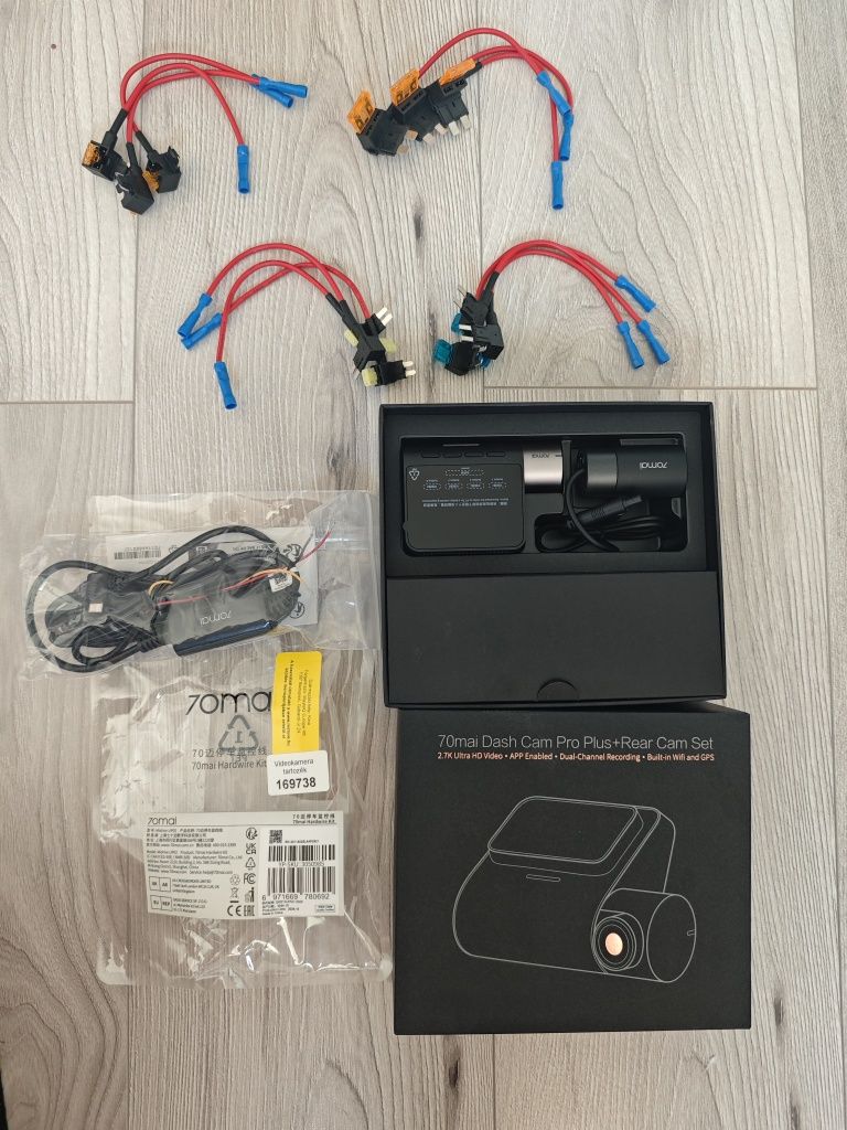 Vând Camera auto DVR 70mai A500S