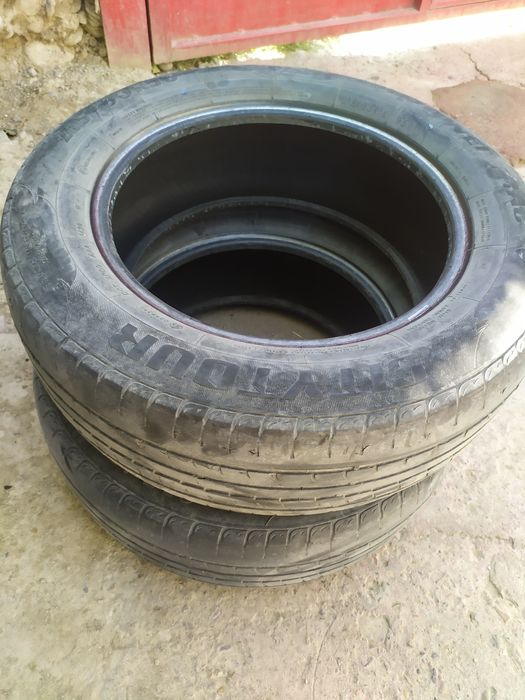 б/у с Камри шины 215