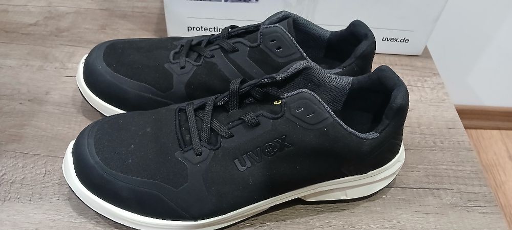 Работни обувки Uvex