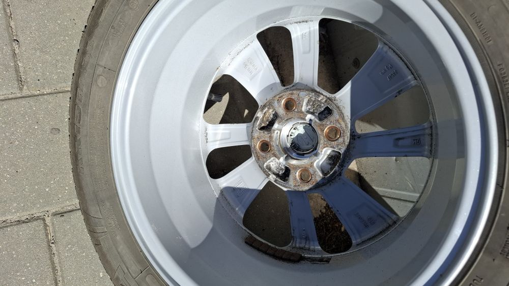 Roti,anvelope iarna Fulda 185 65 R15 jante aliaj Opel Corsa,Astra R15