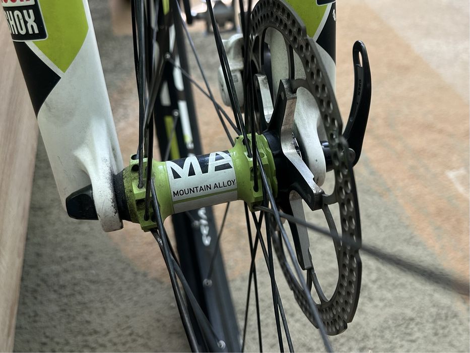 Cube Reaktion Carbon