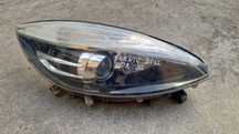 Far dreapta Renault Scenic 3 2012 cu lupa