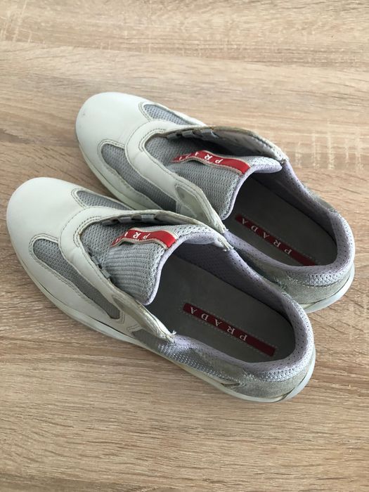 Оригинални маратонки Prada