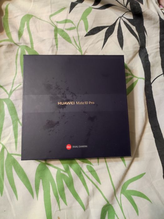 Смартфон Huawei Mate 10 Pro