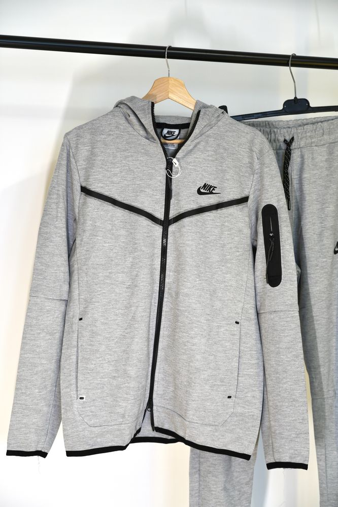 Trening Nike Tech Fleece- Calitate Premium - Produs Nou Sigilat Unisex