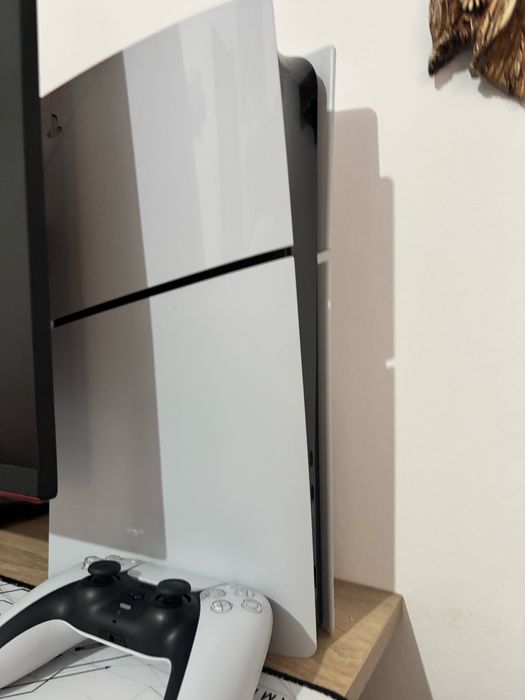 Vand PlayStation 5 Slim 1 TB