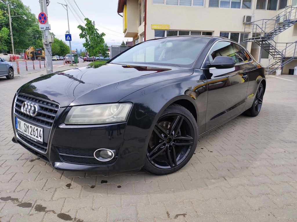 Vând Audi A5 1.8 benzina 2011