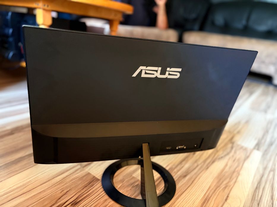 Продавам ASUS VZ239HE монитор – 23 Full HD IPS