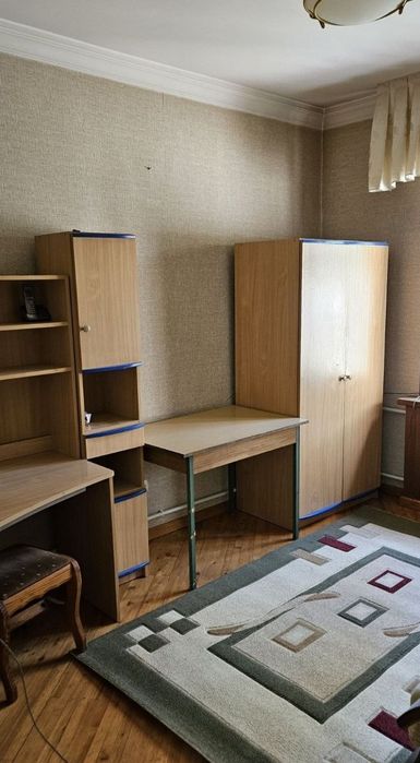 Продаётся на Карасу-6 3ком