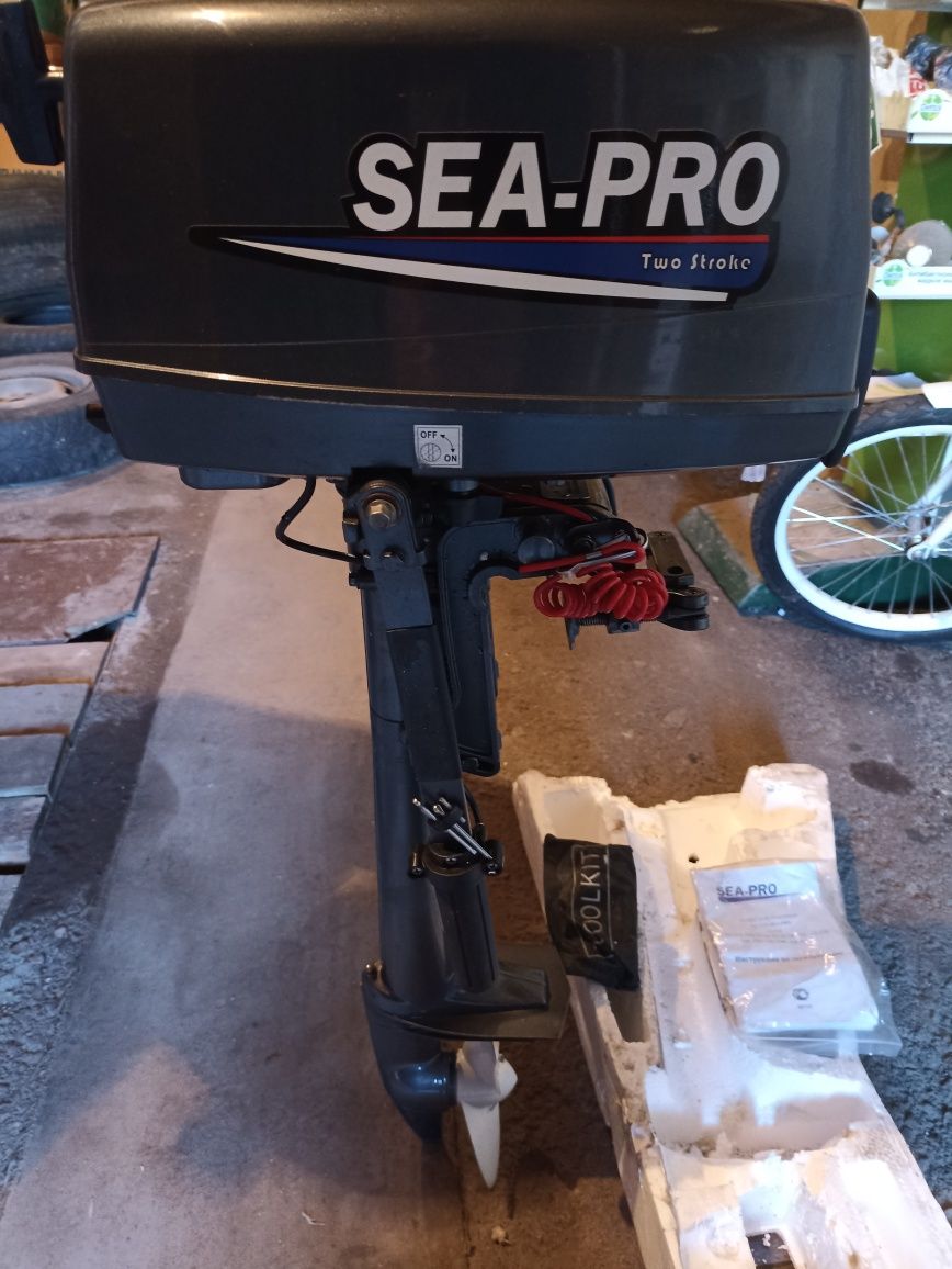 Продам подвесной лодочный мотор sea-pro